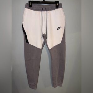Nike Men’s Jogger Sweatpants - Cream and Gray